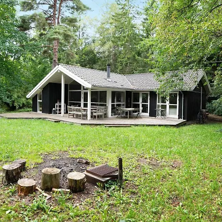 6 Person In Vejby-by Traum *