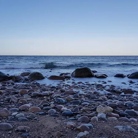 בית נופש 6 Person In Vejby-by Traum